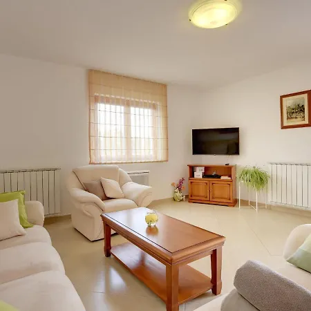 Kate By Interhome Sveti Petar u Sumi
